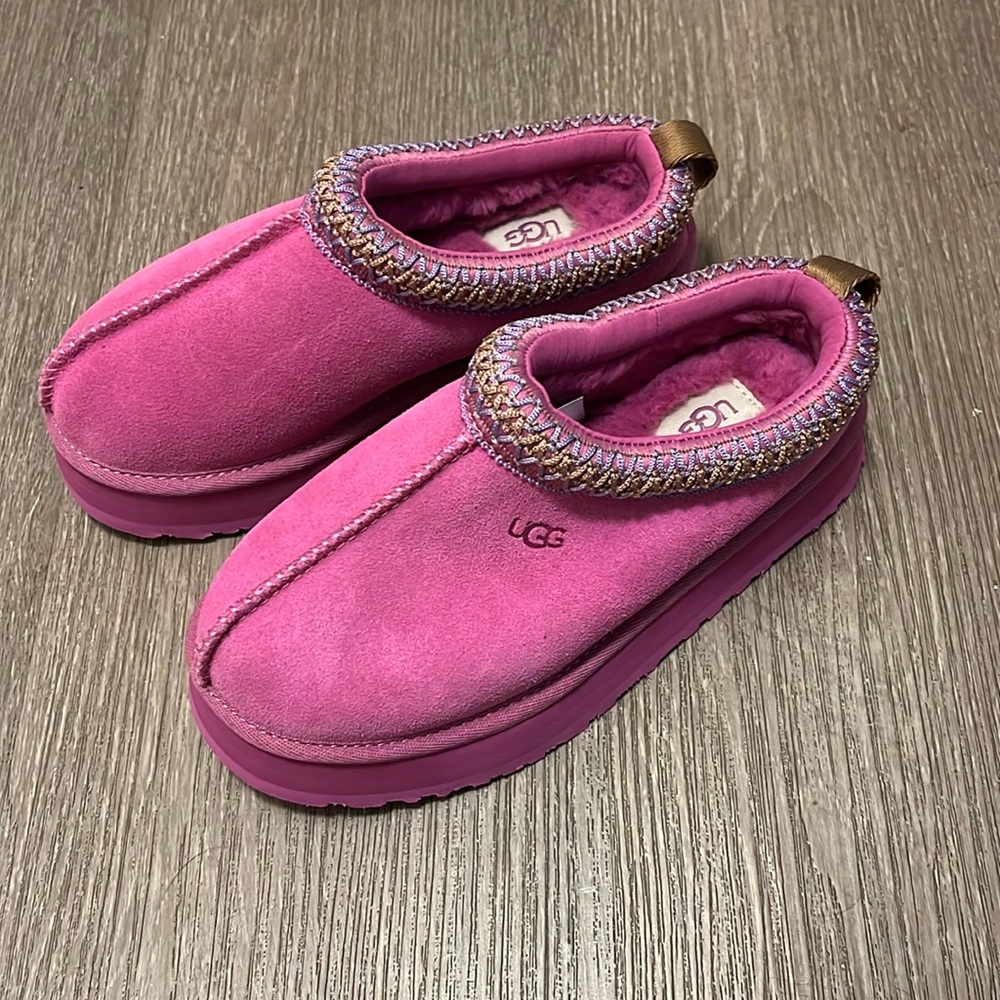 Ugg Tasman platform  k13. Brand new no box.